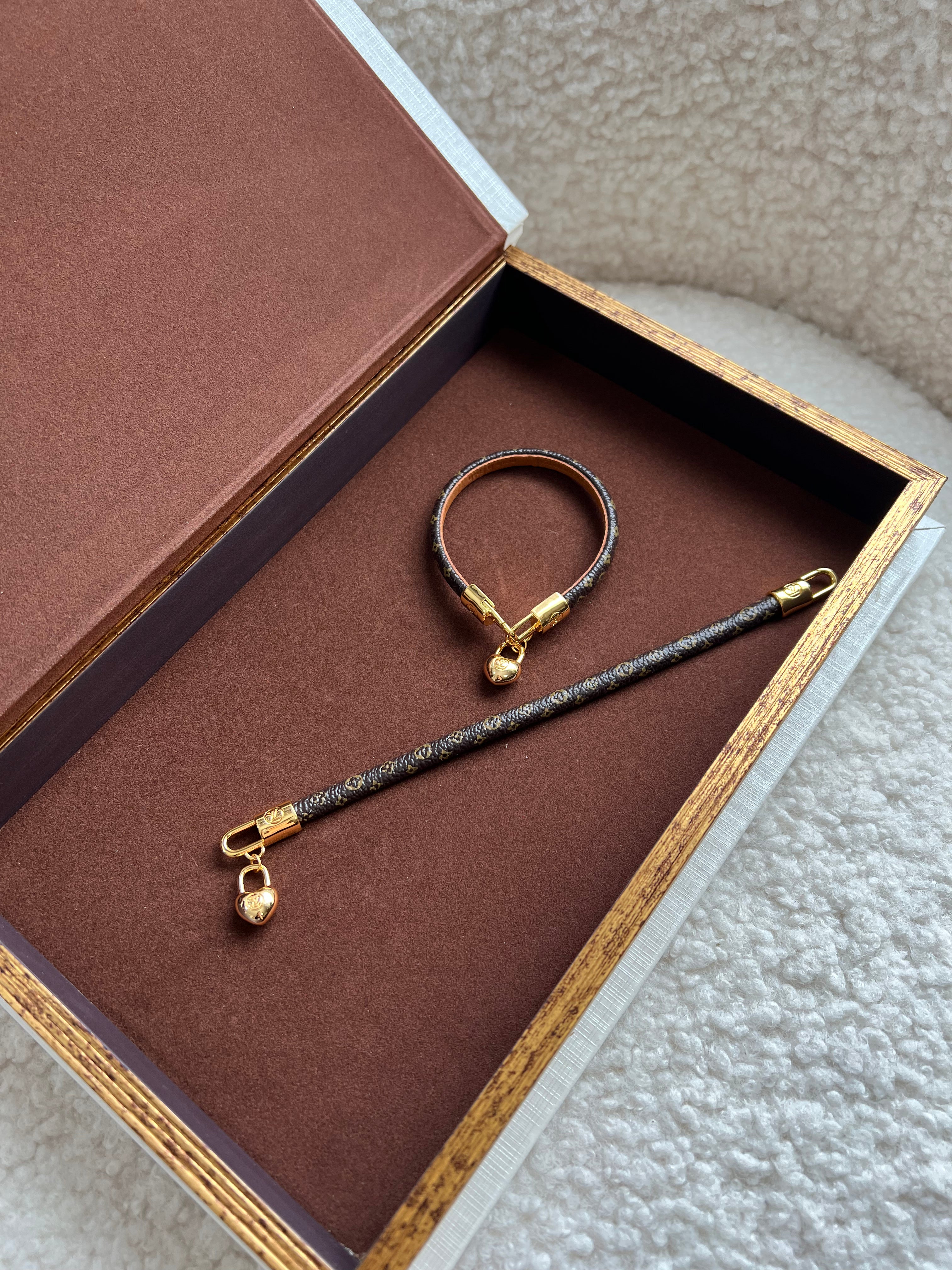 TOP Louis Vuitton LV Crazy In Lock Monogram Bracelet