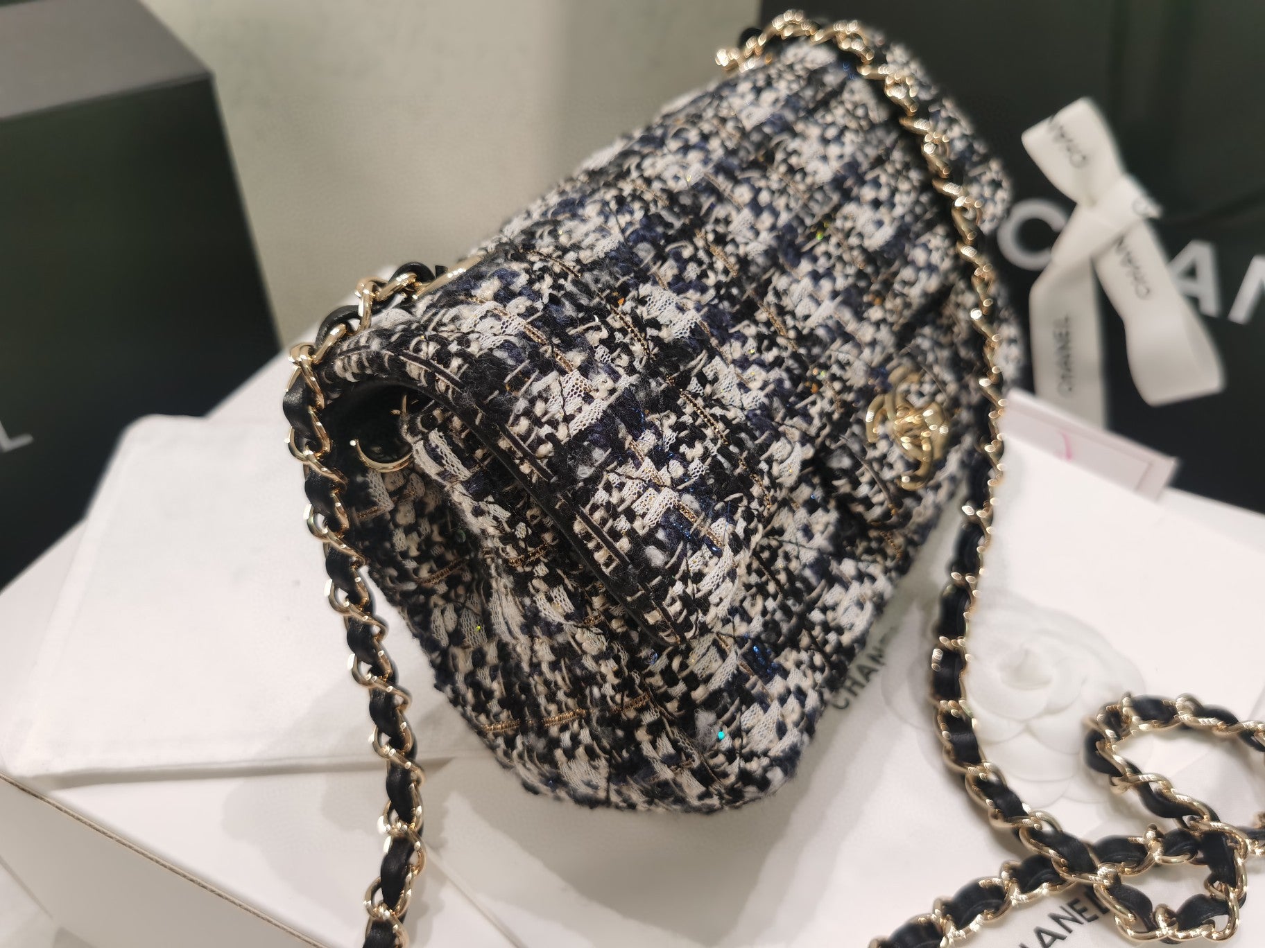 TOP CHANEL Classic Flab Glittered-Tweed & GHW Mini 20cm - Navy Blue, Grey, Silver