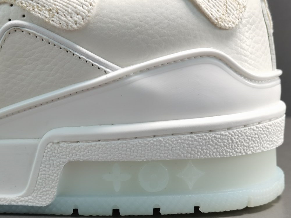 Louis Vuitton Trainer White