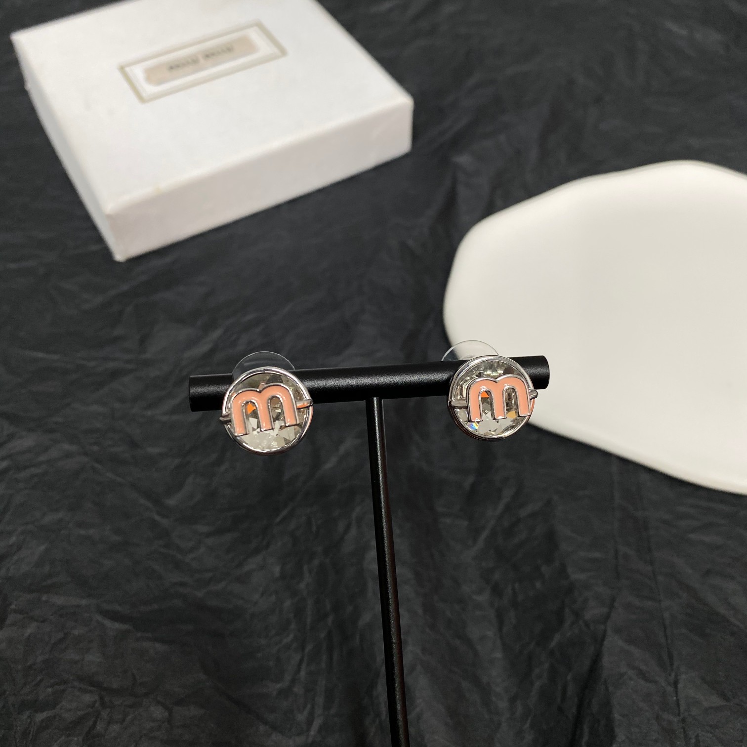 TOP Miu Miu Letter Earrings - 3 Colors