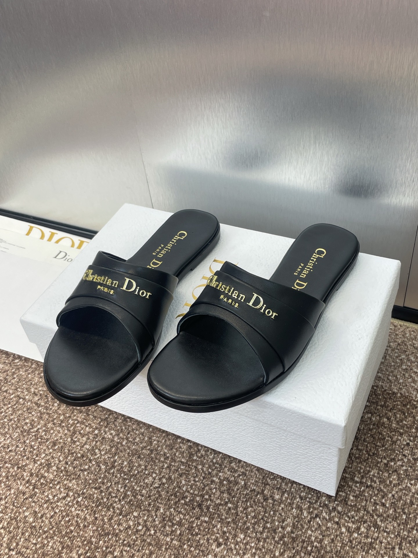 TOP Christian Dior My Dior Flat Slippers Calfskin - 2 Color