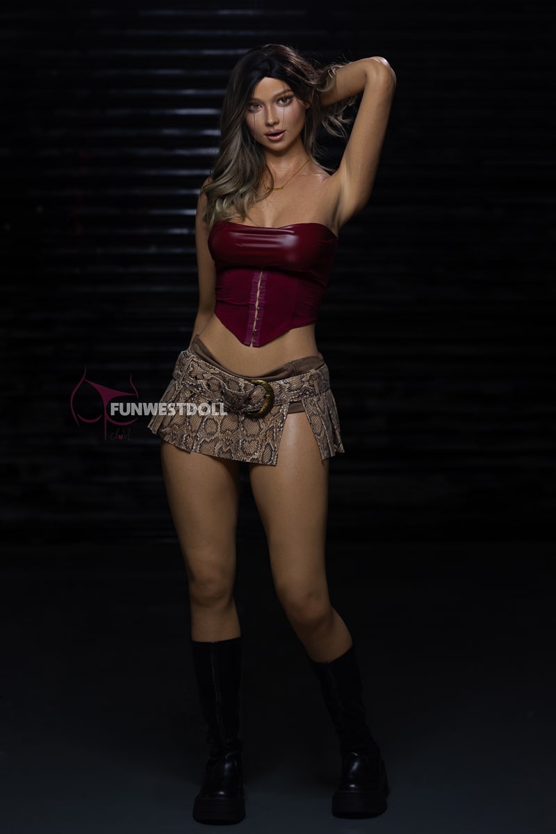 Vesper: Hot Sex Dungeon Sex Doll