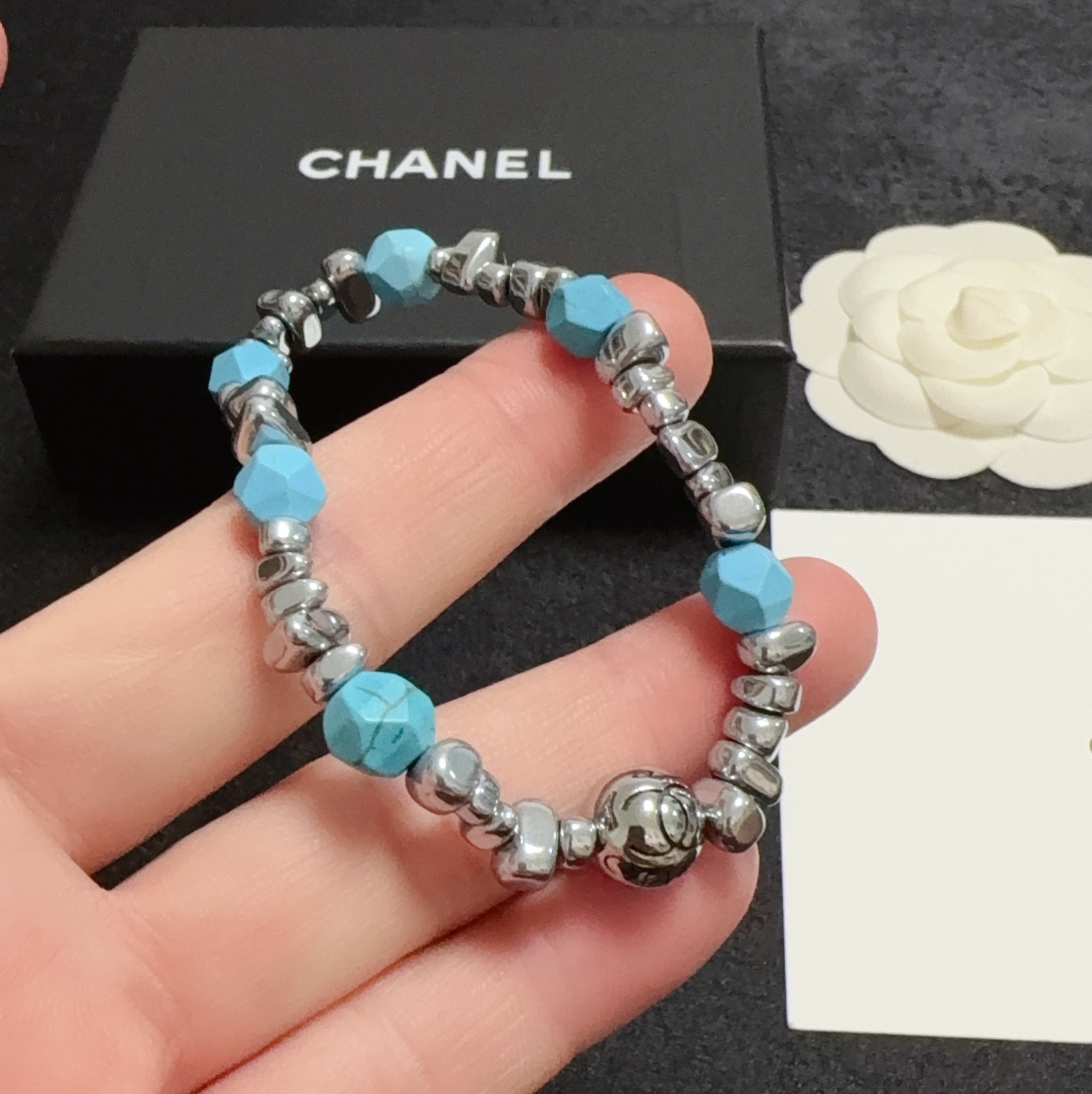 TOP CHANEL CC Turquoise Bracelet - Silver