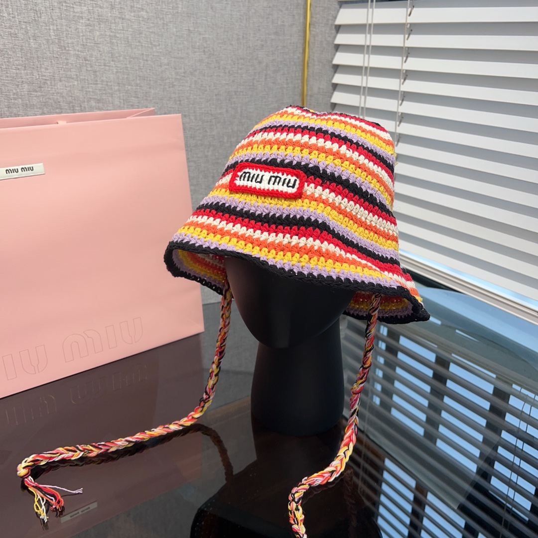 TOP Miu Miu Strappy stripe knitted fisherman hat woman autumn and winter 2color