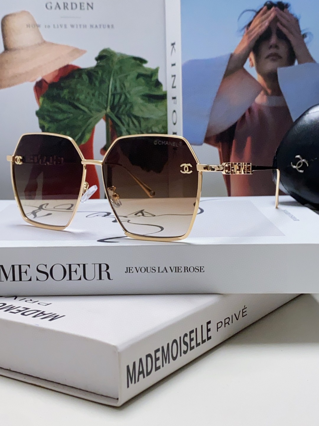 TOP CHANEL Sunglasses - 3 Colors