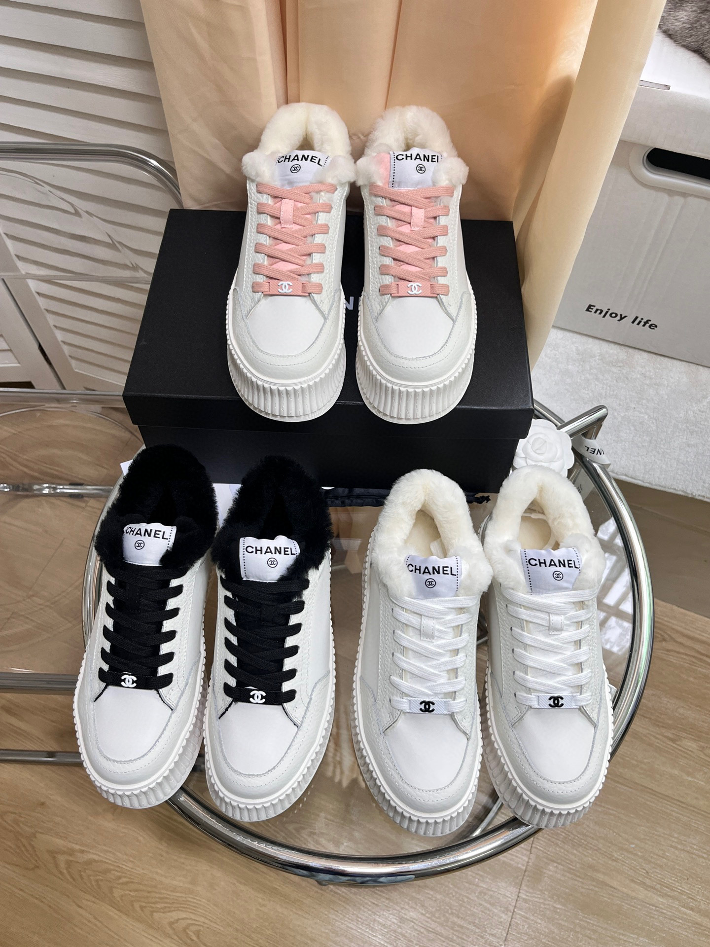 TOP CHANEL Two Tone Sneaker with Fur Trim - Black/White/Pink