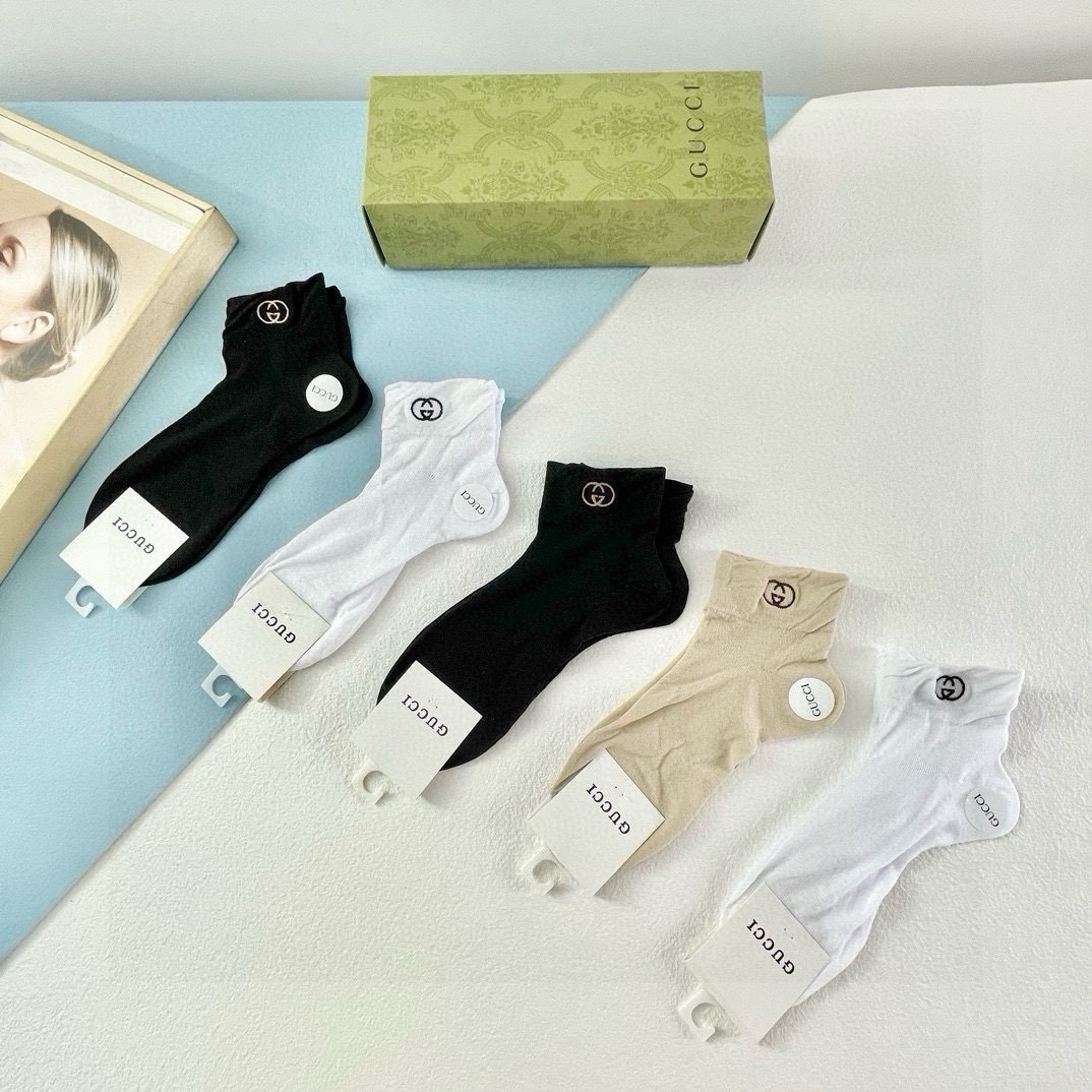 TOP GUCCI Socks - 5 Pieces as a Set