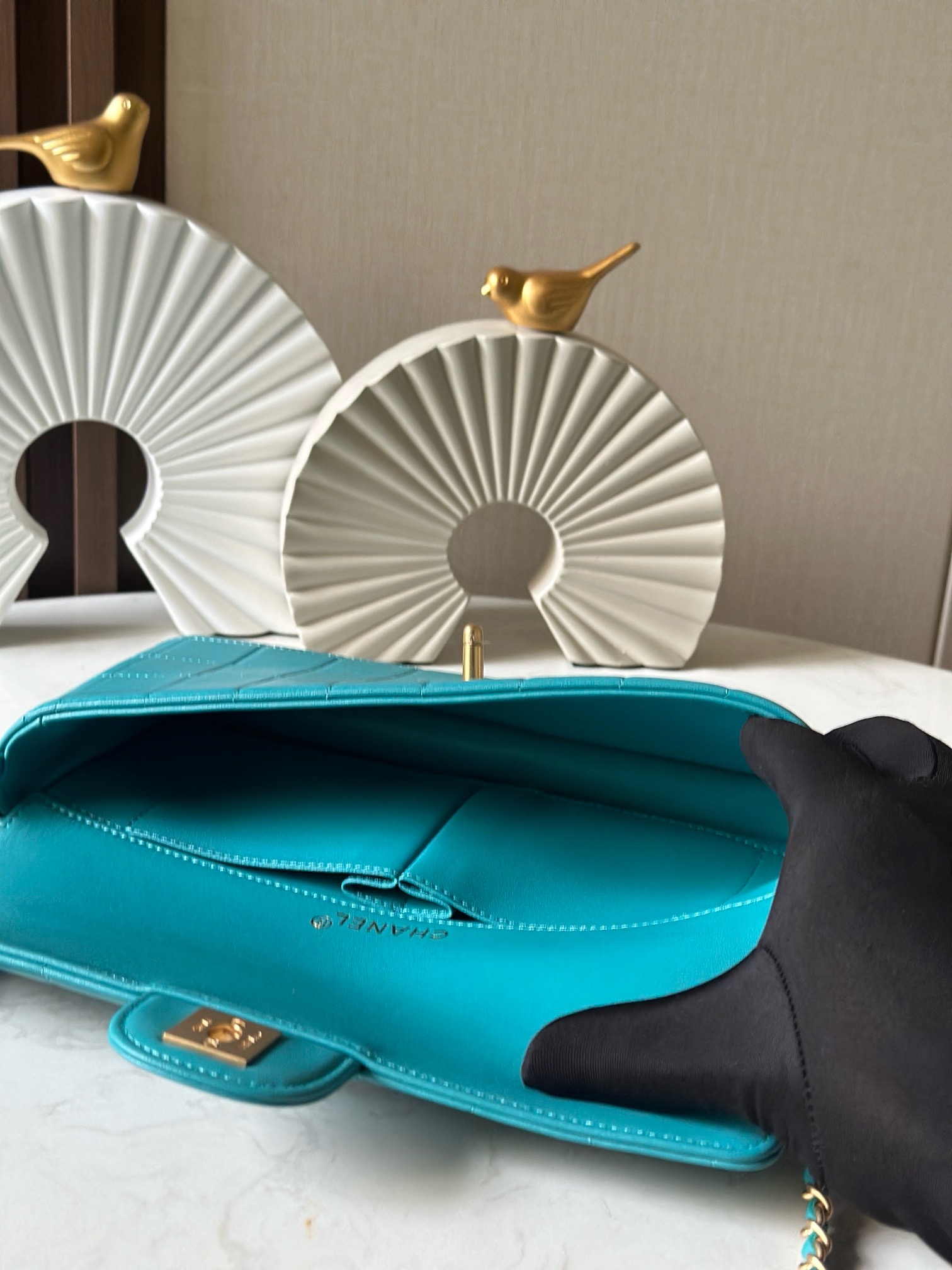 TOP CHANEL Medieval Ice Lattice Underarm Bag Sheepskin 26×13×4cm - 4 Colour