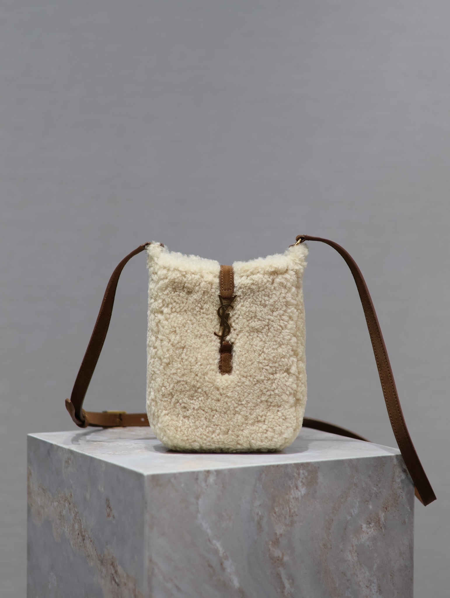 TOP Yves Saint Laurent YSL Lamb's Wool Mini Le 5A7 Bag 18×13.5×3.5cm - Beige&GHW