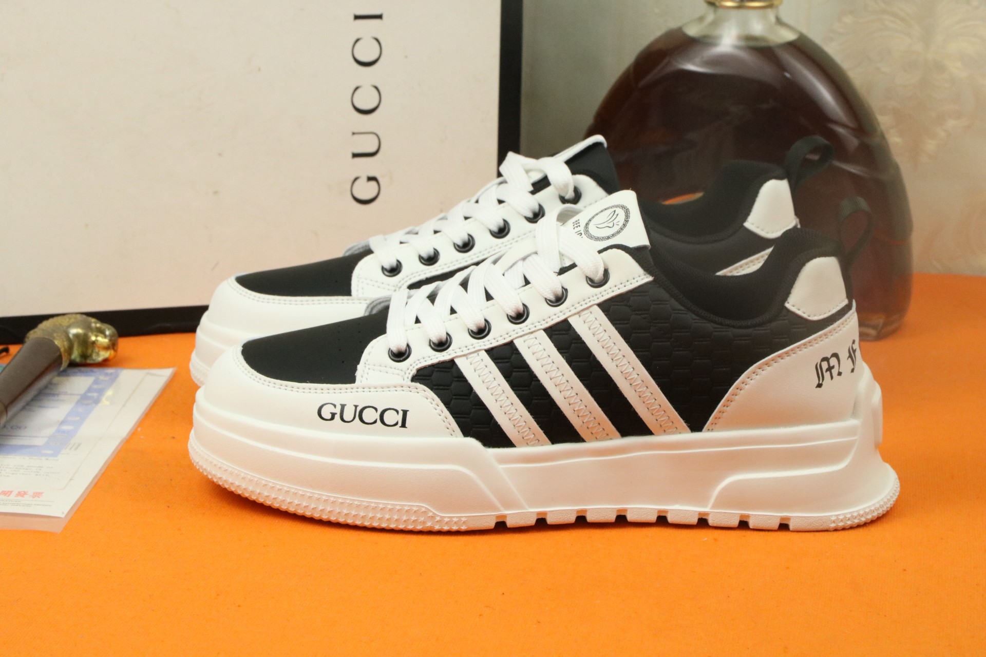 TOP GUCCI  SNEAKER-3 Colors