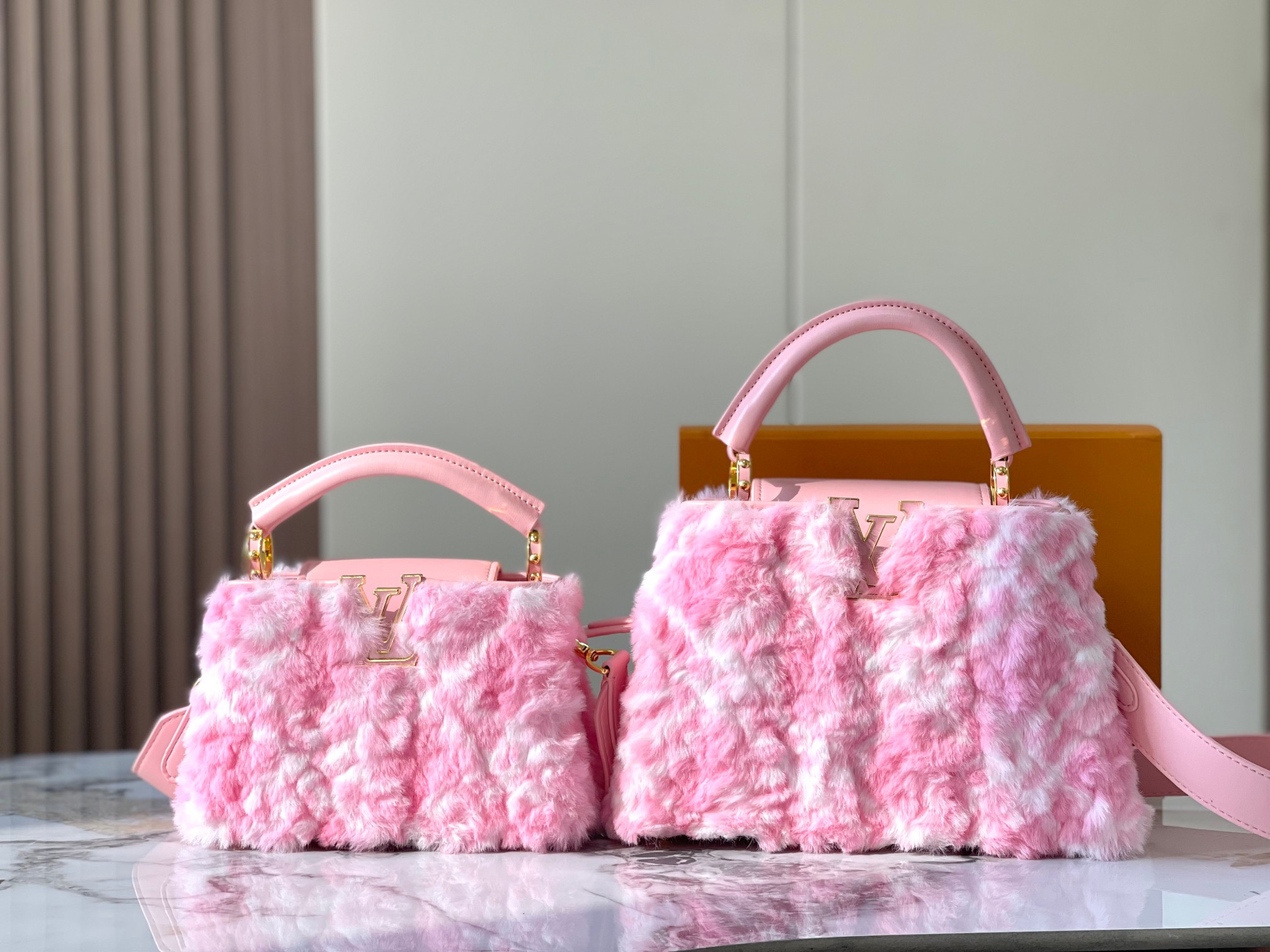 TOP Louis Vuitton LV Mink Hair Capsines Bags - Pink&GHW