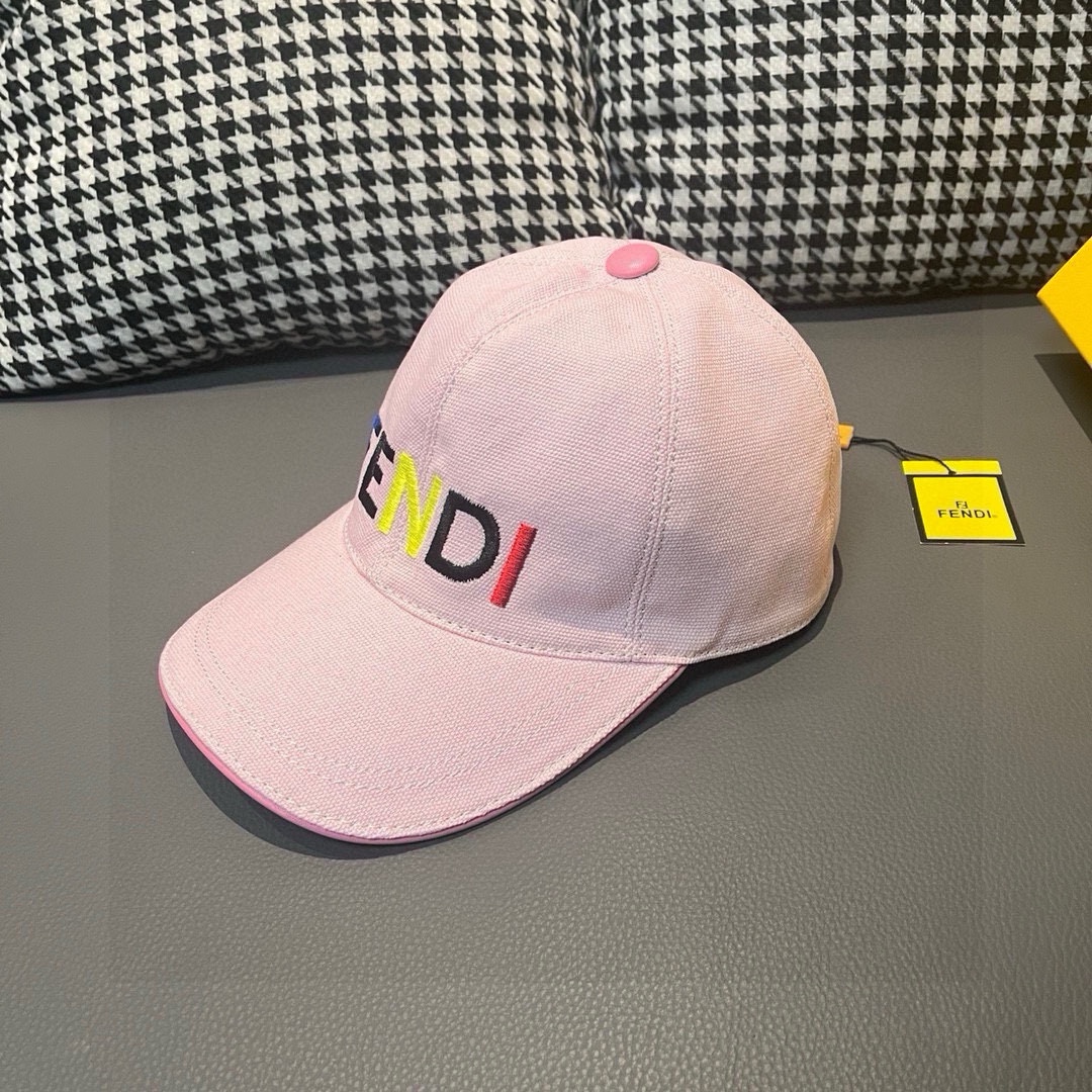 TOP FENDI  Baseball Cap - Pink