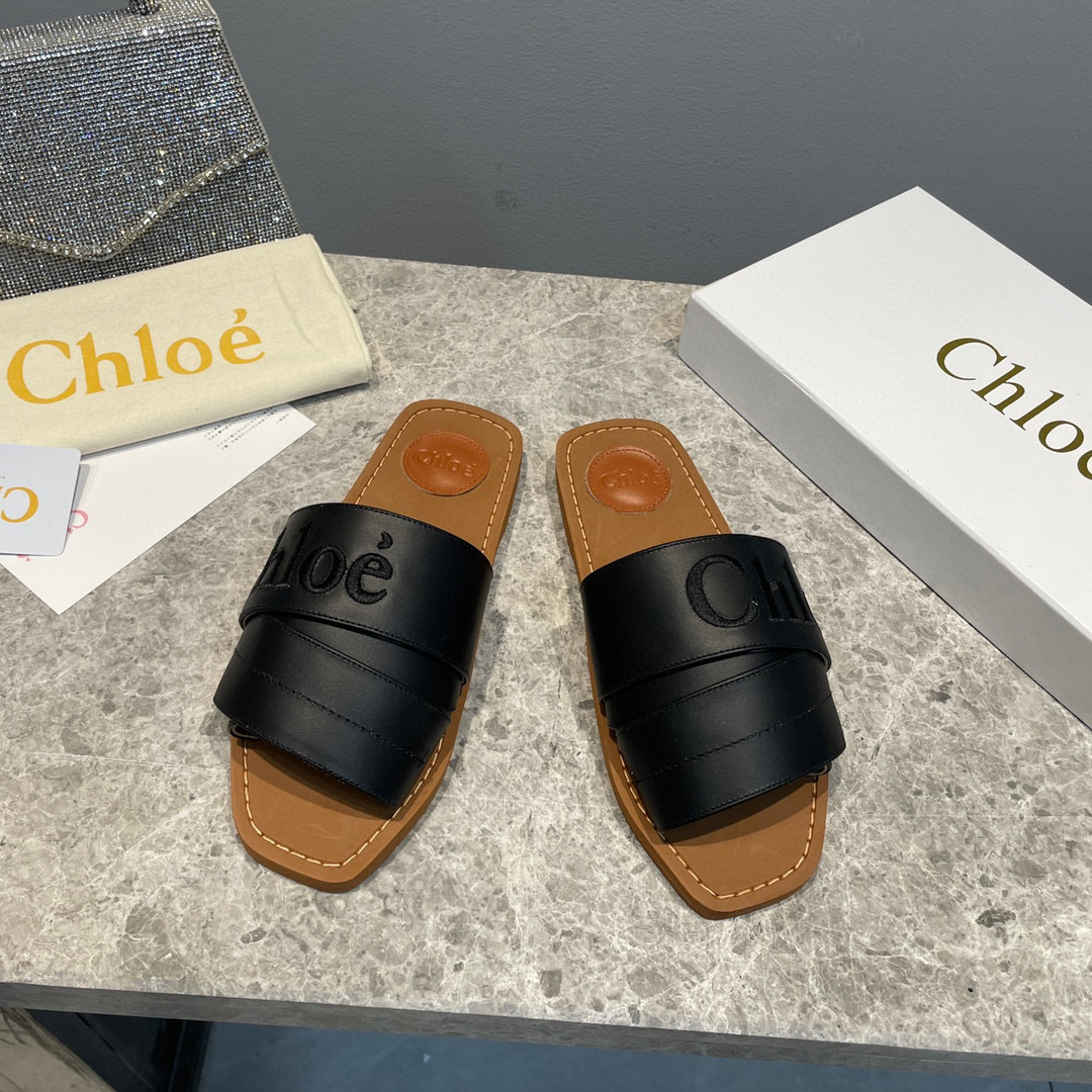 Chloe Leather Logo Embroidery Shoes Sandal (Replica)