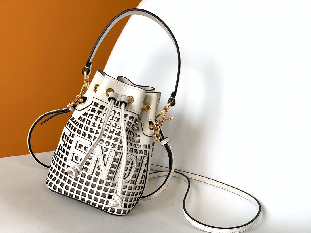 TOP FENDI Mon Tresor HandBag - 2 Color