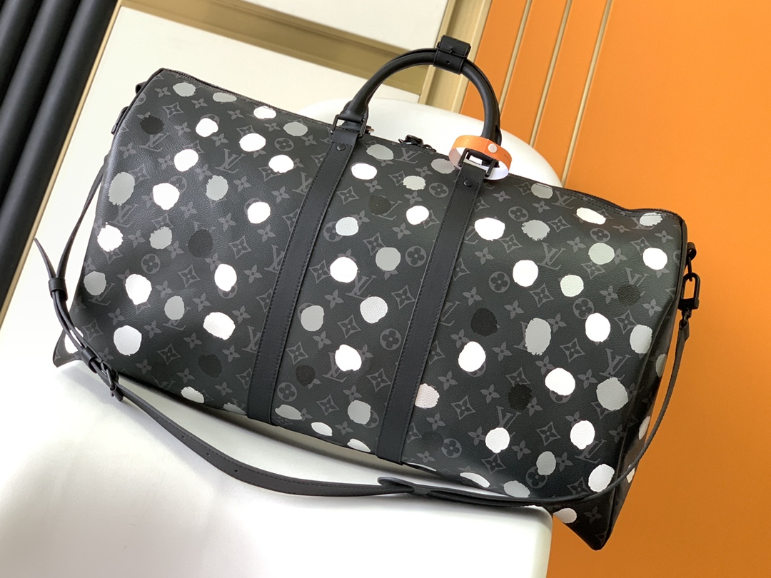 TOP Louis Vuitton LV LV x YK Keepall 55 Bag 55cm-Black