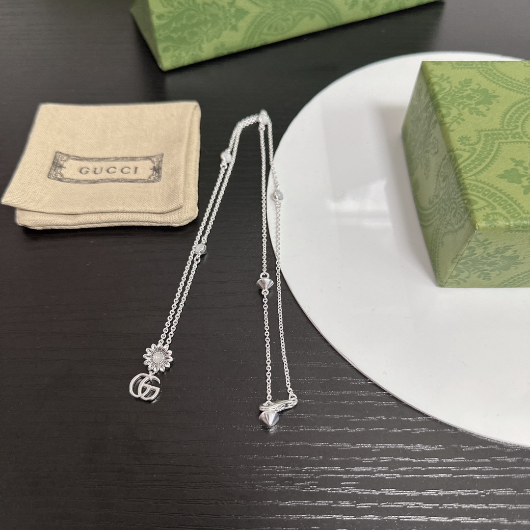 TOP GUCCI Necklace - Silver