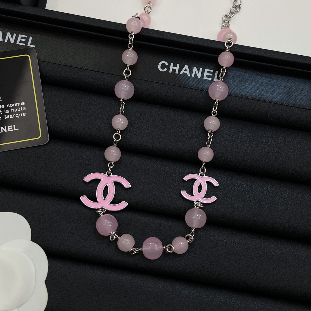 TOP CHANEL Pearl Necklace - Pink
