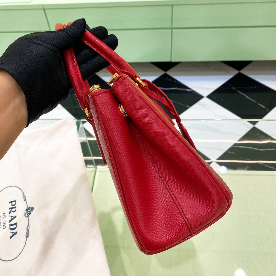 TOP PRADA Galleria Saffiano Handbag Small 24.5*16.5*11cm - Red