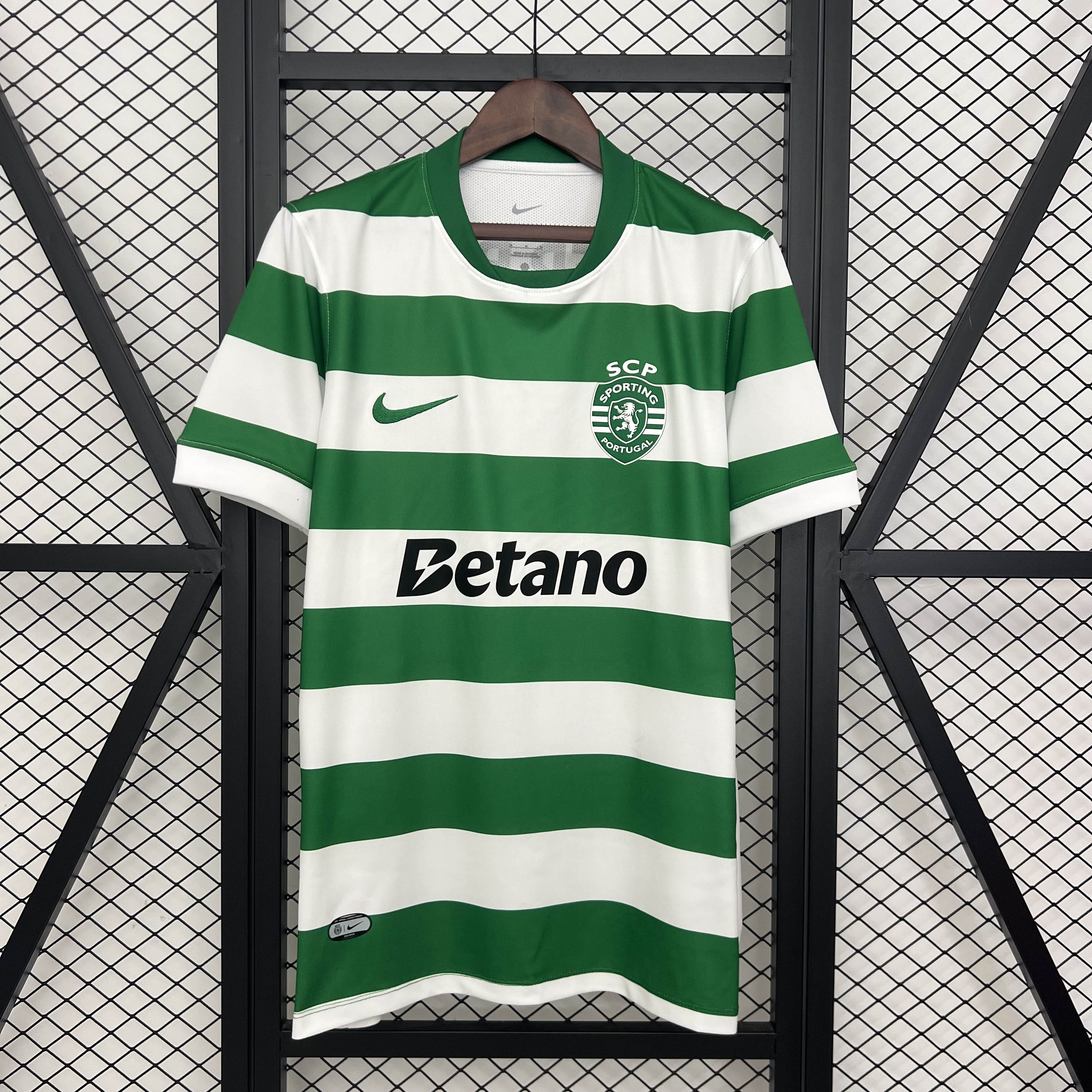 2025/2026 Sporting Lisbon Home Football Shirt 1:1 Thai Quality