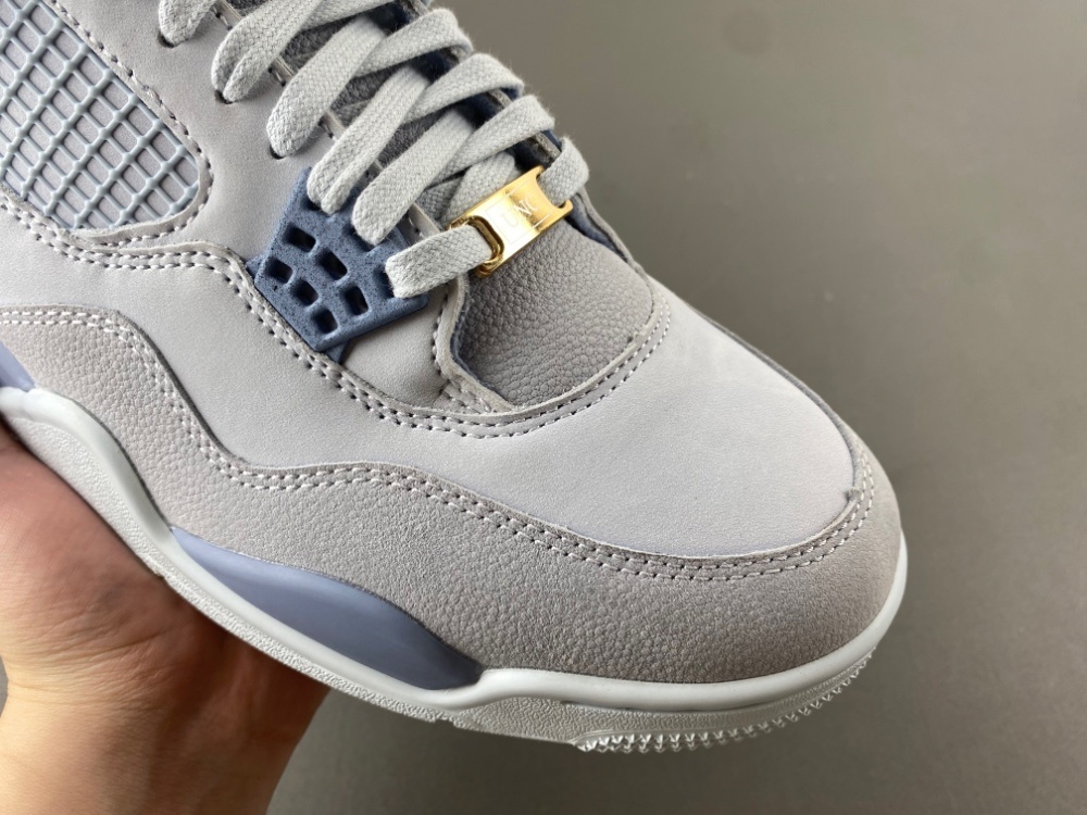 Air Jordan 4 Gray-Blue