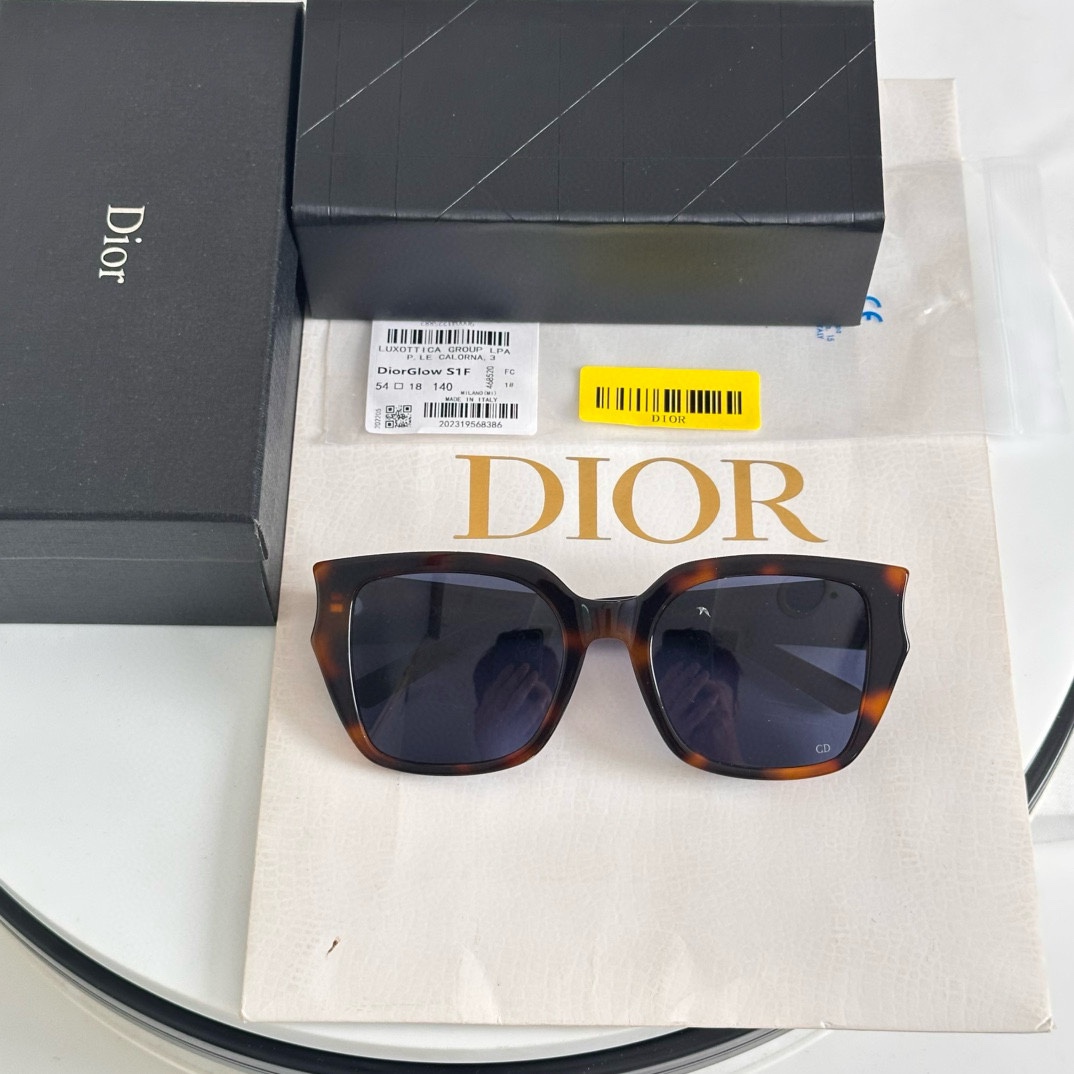 TOP CHANEL Sunglasses - 5 Colors