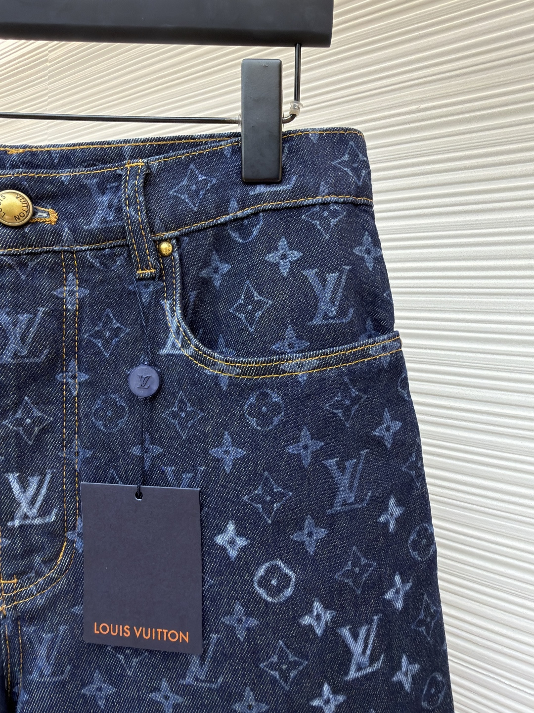 LOUIS VUITTON 字母提花渐变牛仔短裤
