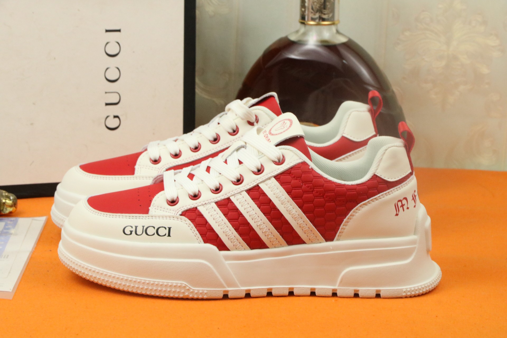 TOP GUCCI  SNEAKER-3 Colors