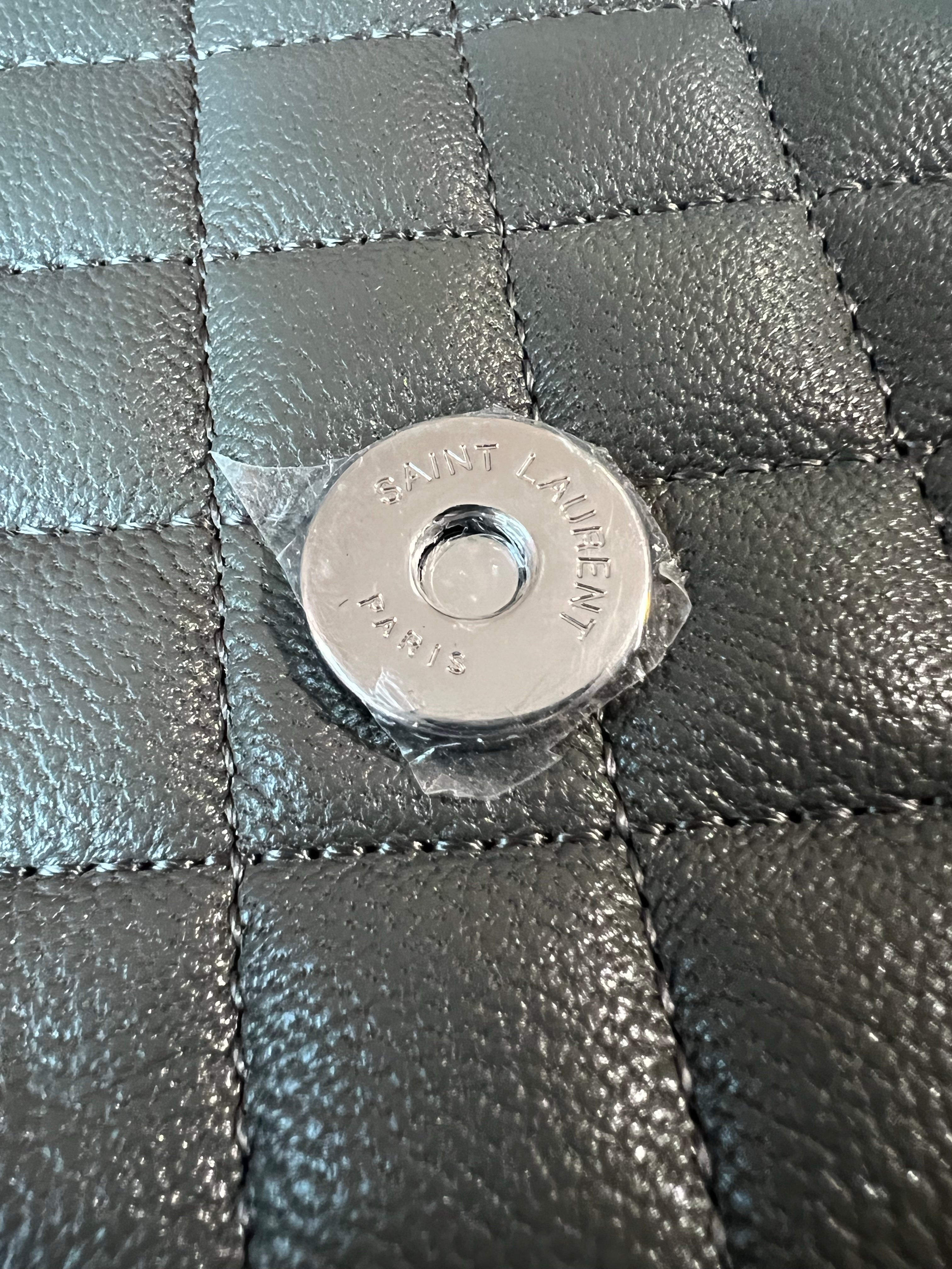 TOP Yves Saint Laurent YSL Envelope Medium Bag - Grey w SHW