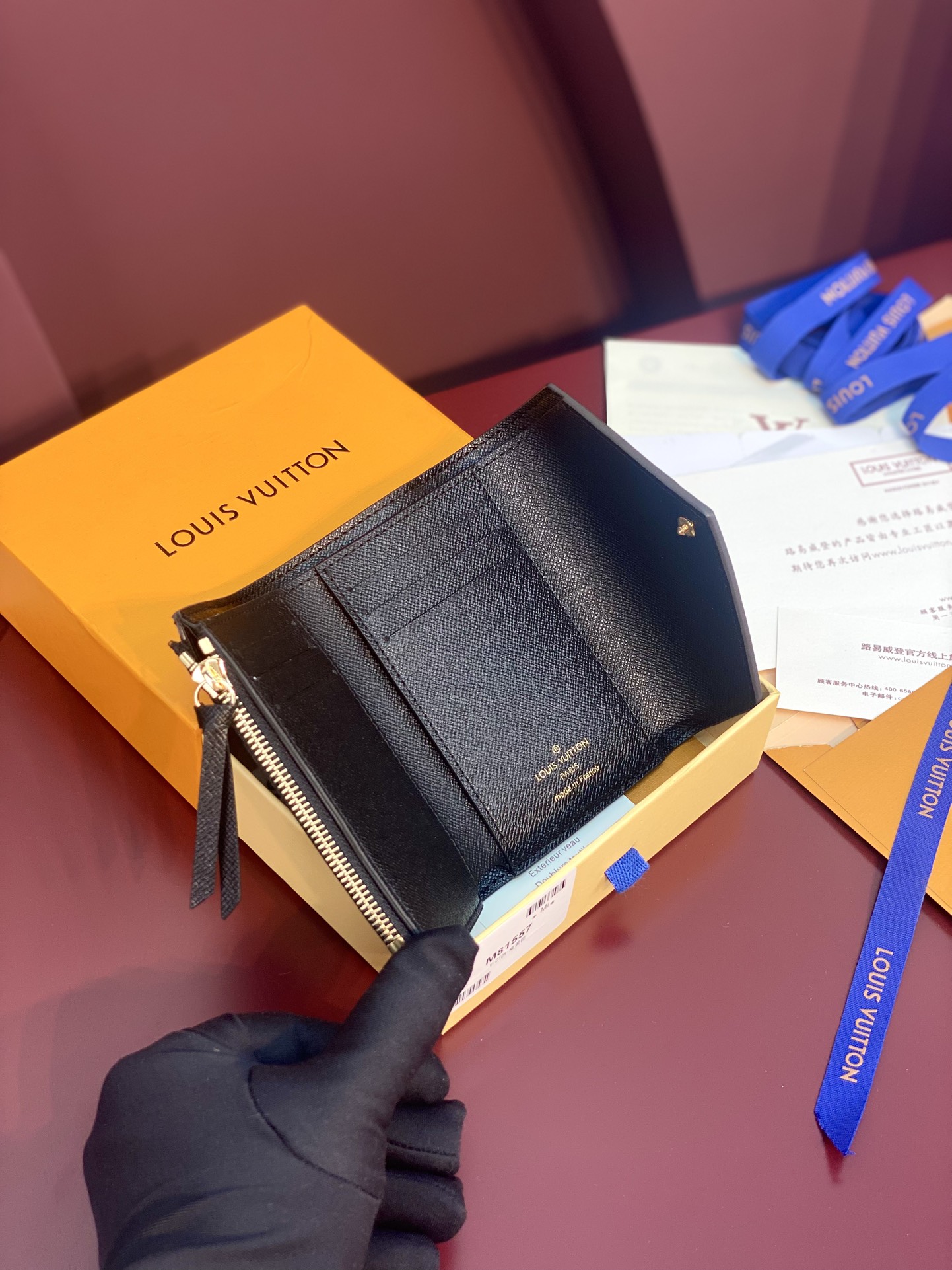 TOP Louis Vuitton LV Victorine Wallet Monogram Reverse Canvas 12x9.5x1.5cm - Khaki/Brown