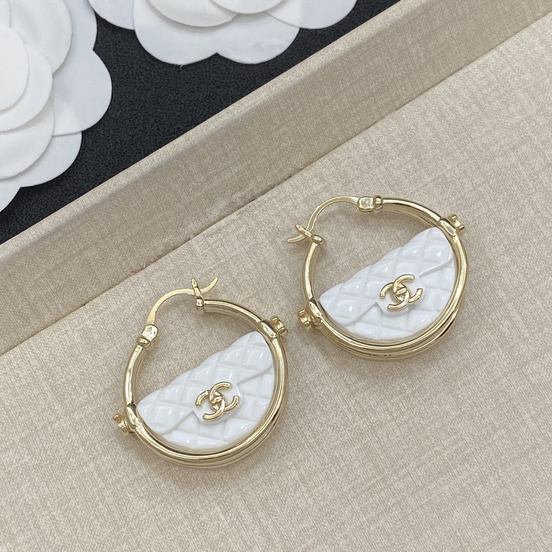 TOP CHANEL  Earrings - 2 Colors