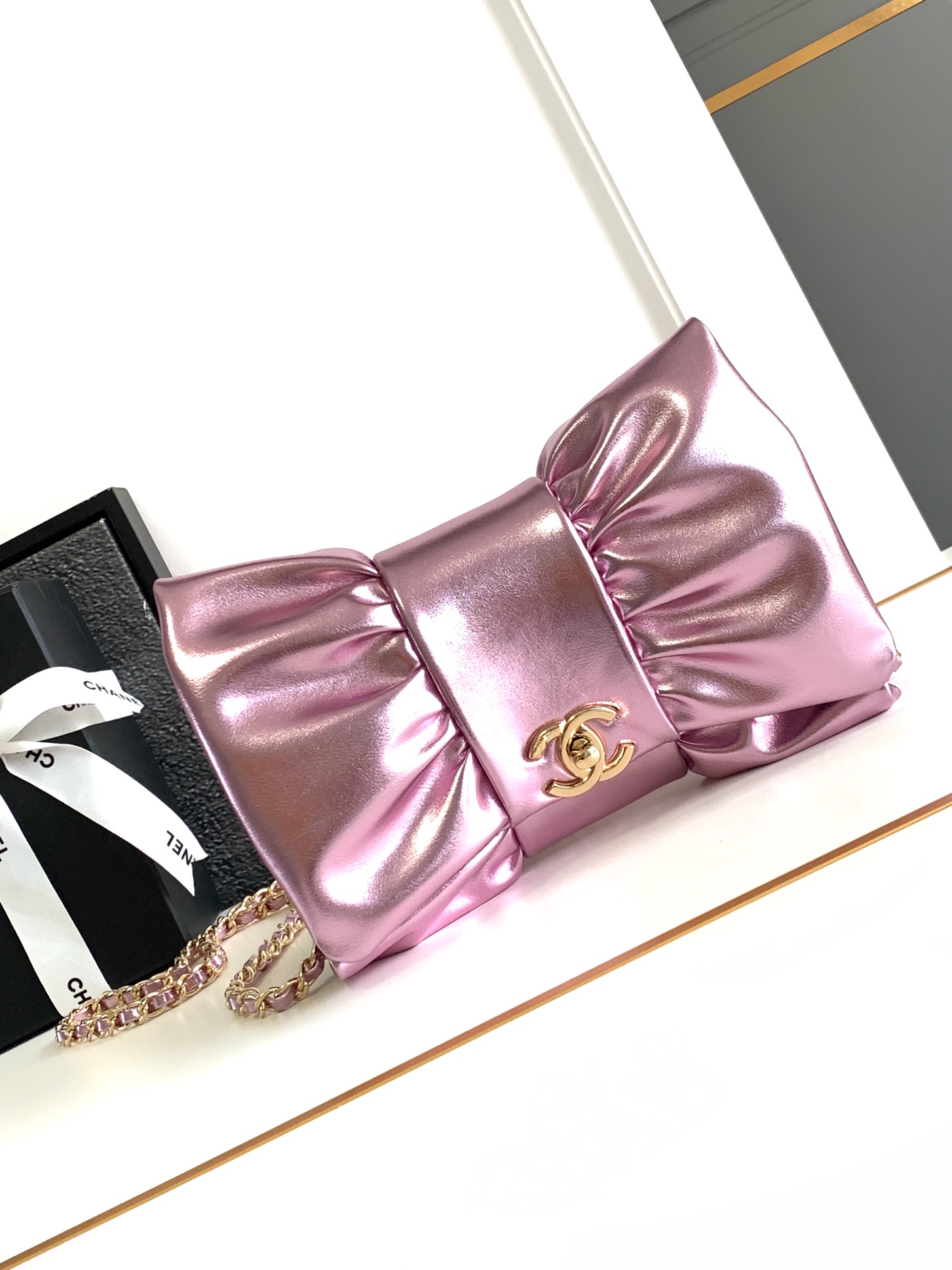 TOP CHANEL Lambskin Clutch Bag 15 x 22 X 4 cm - 2 Colors