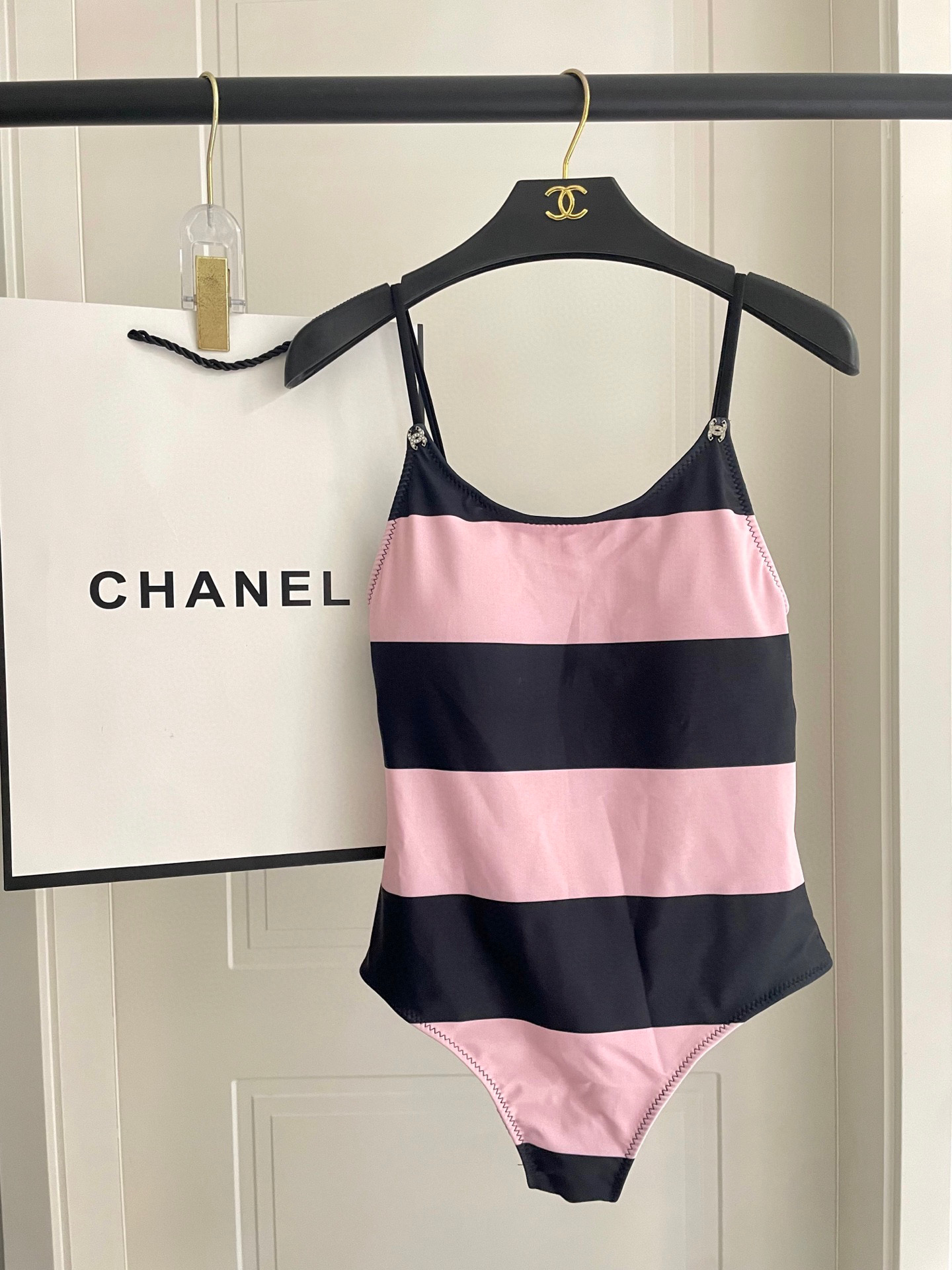 TOP CHANEL Striped One-Piece Swimsuit - Black and Pink