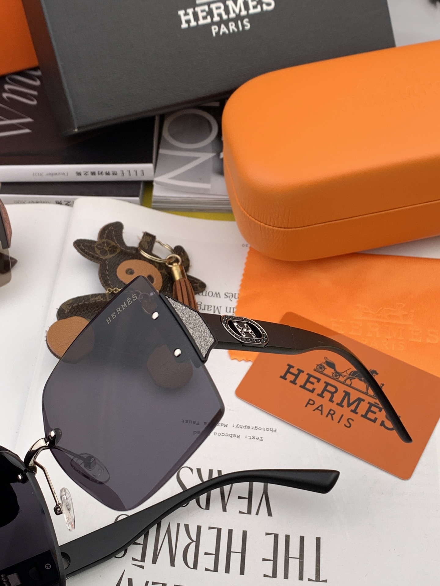 TOP HERMES UV Protection Classic Square Frame Design Sunglasses- 4 Colour
