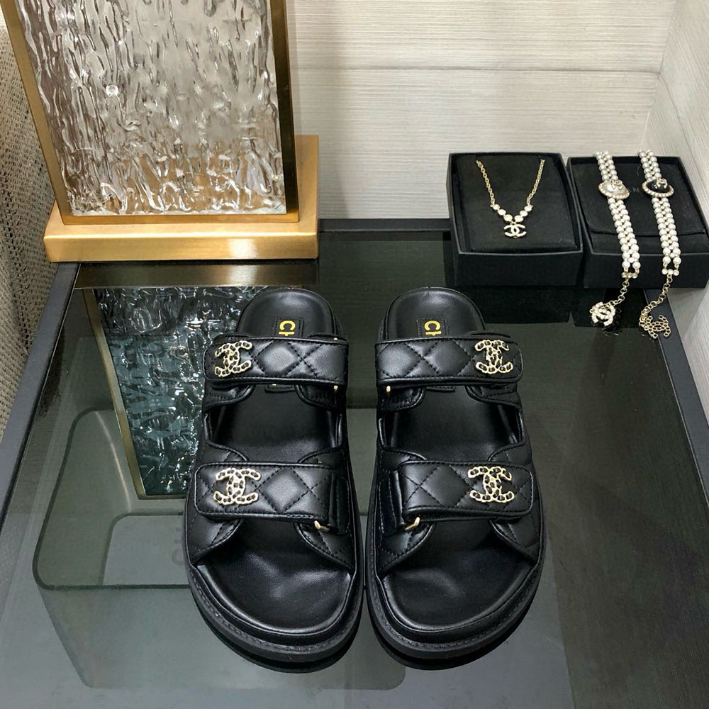 Chanel Fashionable Half Slippers Sandals Slide（Replica）