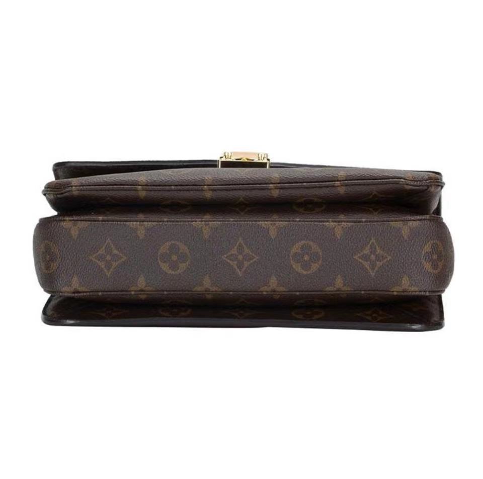 Louis Vuitton Pochette Metis East West M44875