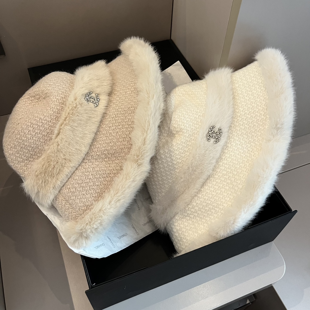 TOP CHANEL Fur Hat - 2 Colors