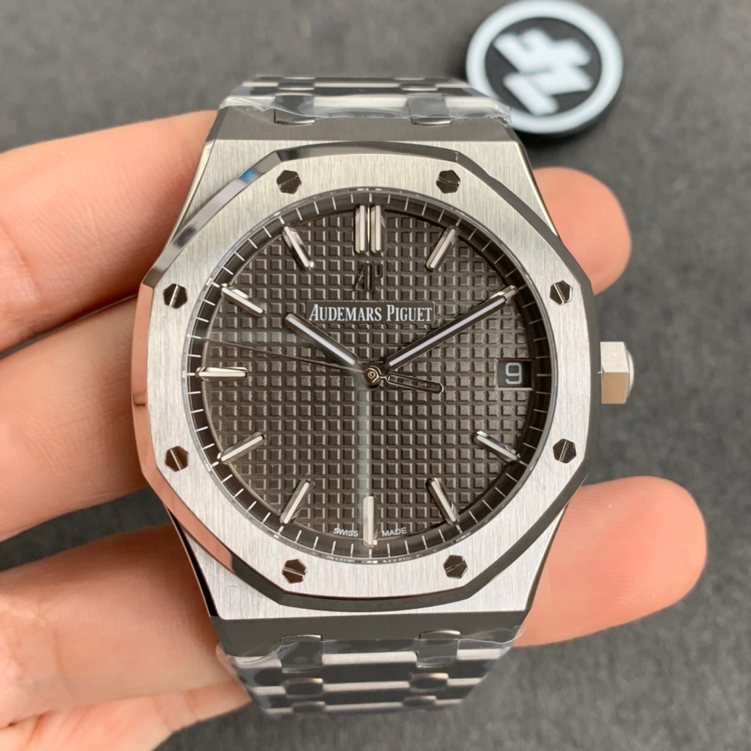 Audemars Piguet Royal Oak Automatic Men Watch, Stainless Steel Bracelet, Grey Tapisserie Dial