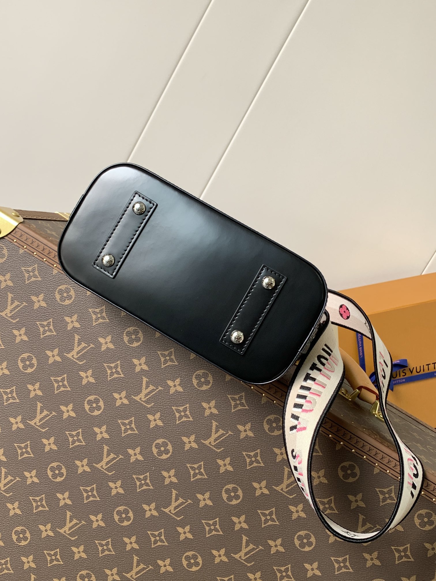 TOP Louis Vuitton LV Alma BB Epi Leather 23.5X17.5X11.5cm - 4 Color