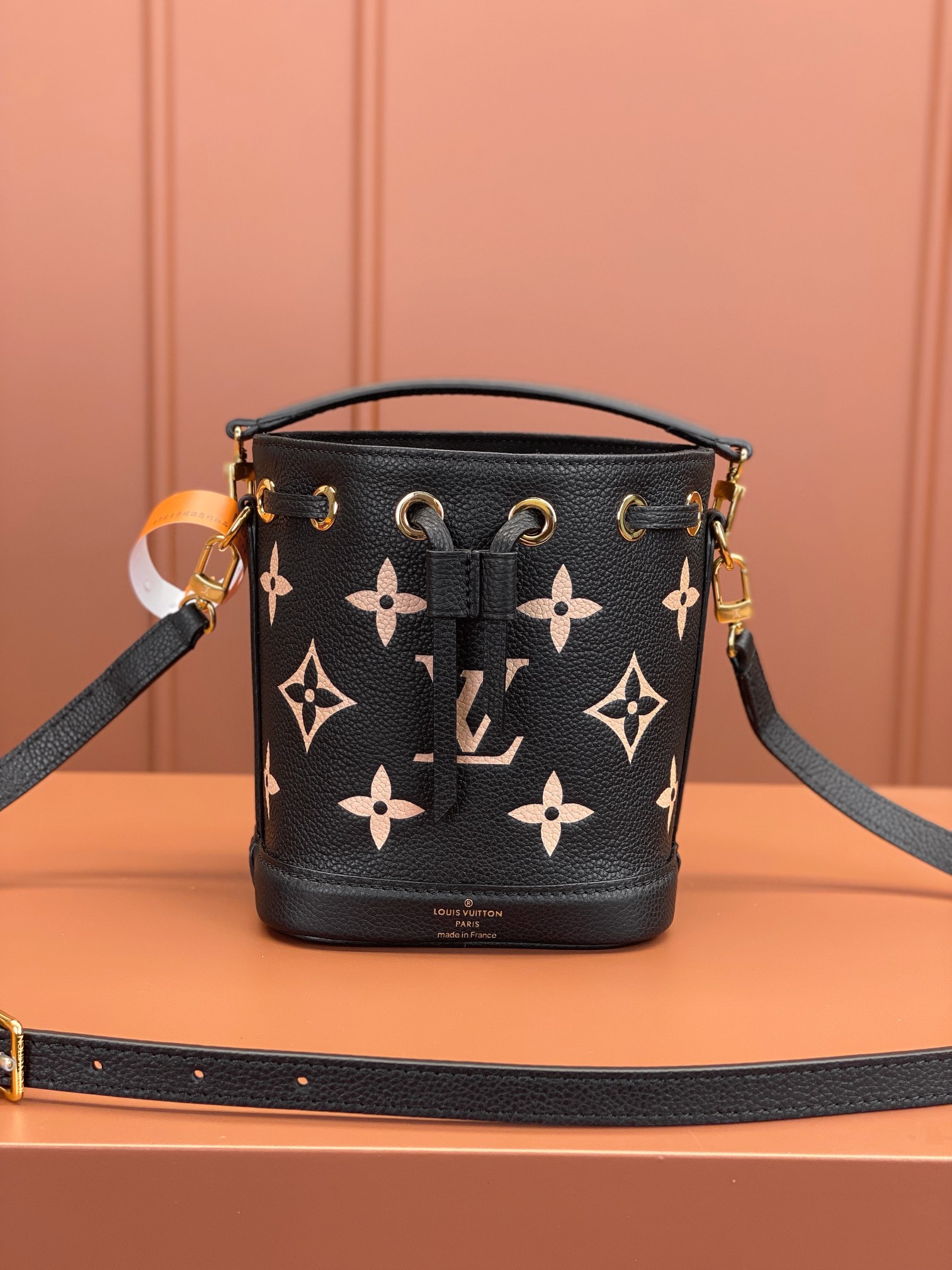 TOP Louis Vuitton LV NANO NOÉ Bag 16x13x10cm- Black