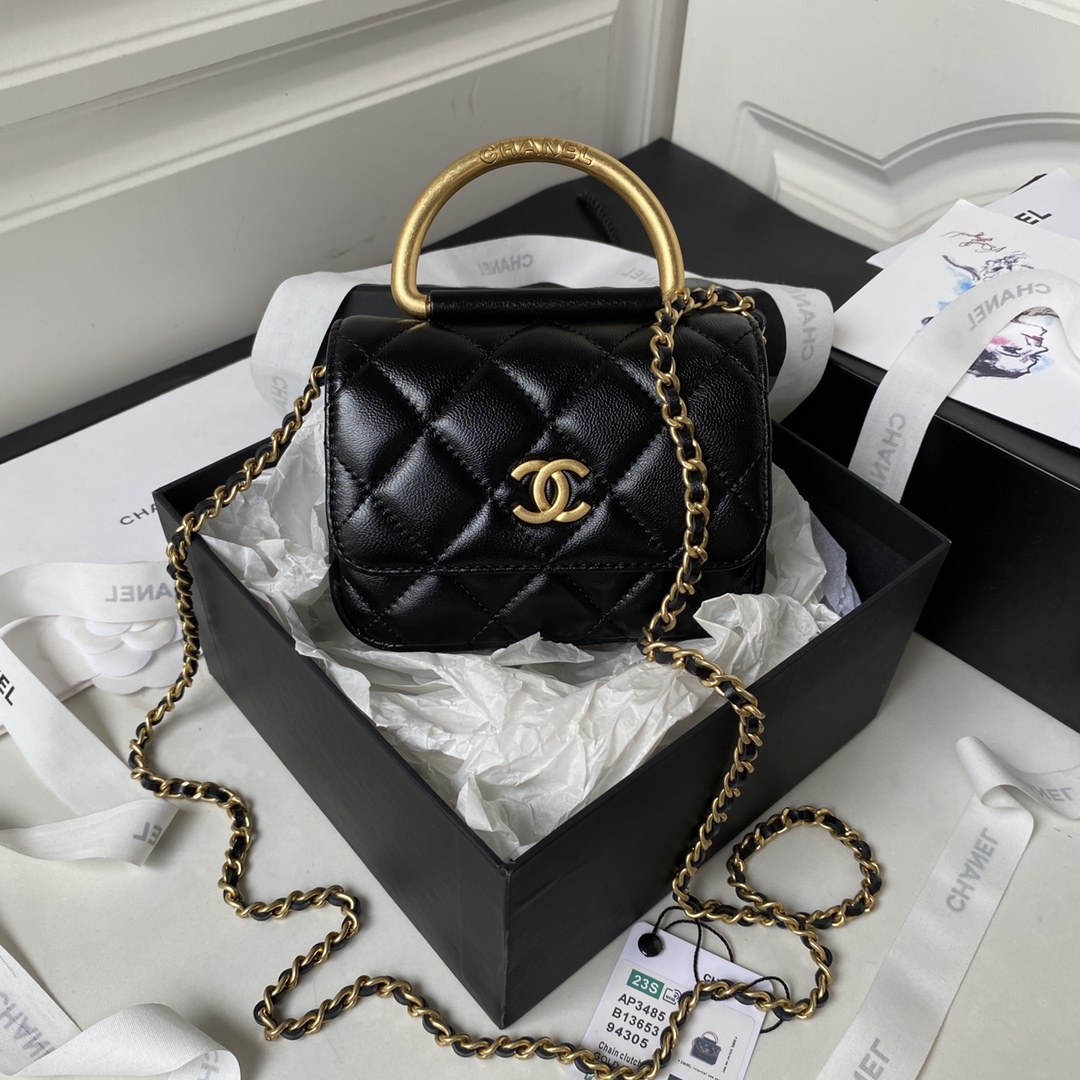TOP CHANEL 23B Metal Bracelet Flip Phone Handbag - 10 × 13.2 × 4.5 cm - GHW