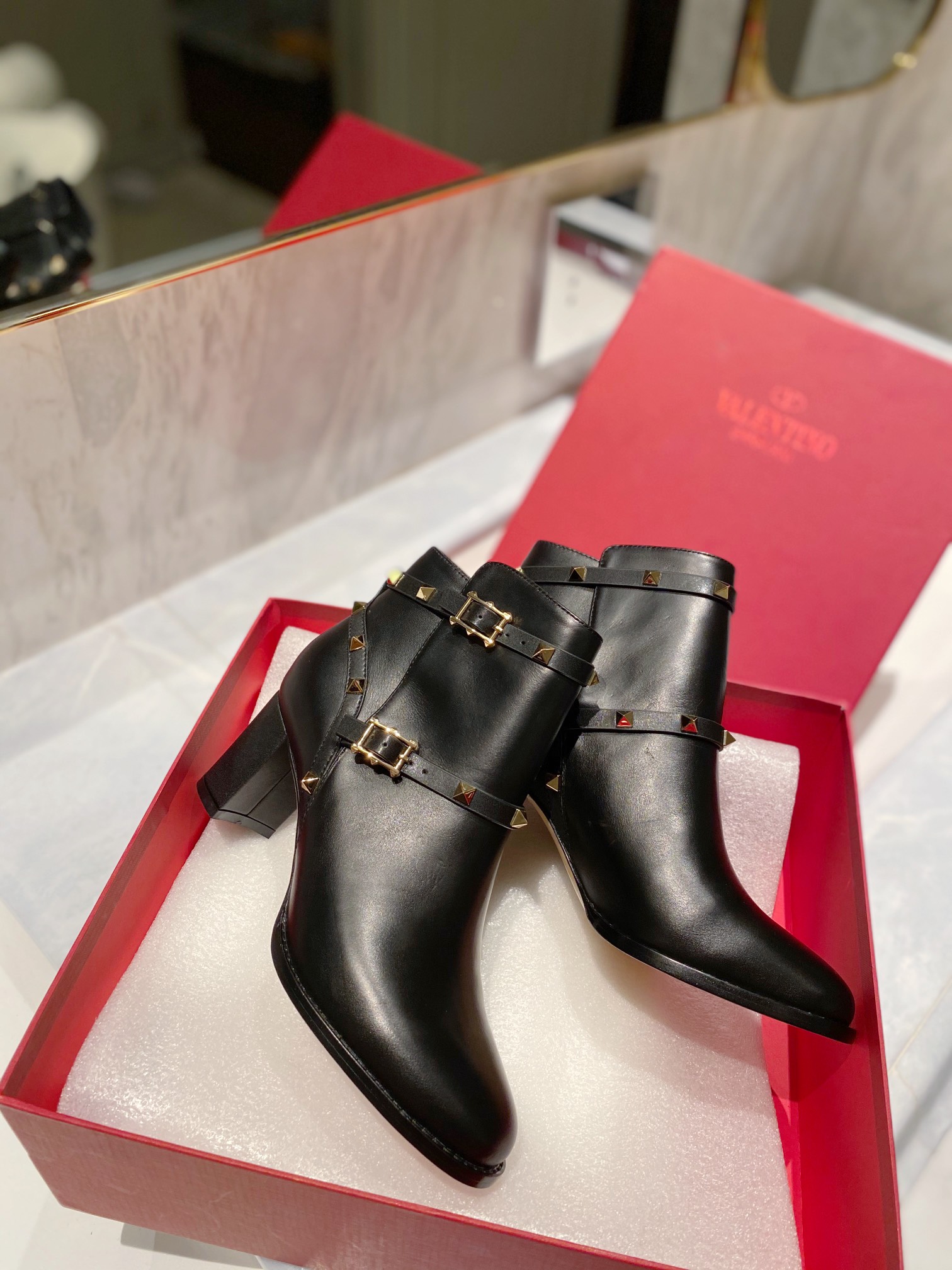 TOP VALENTINO 6cm/9cm High Heel Calfskin/Lychee-grained Cowhide Short Boots  - Black
