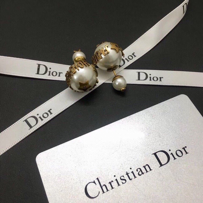 TOP Christian Dior classic white pearl logo earrings - Gold