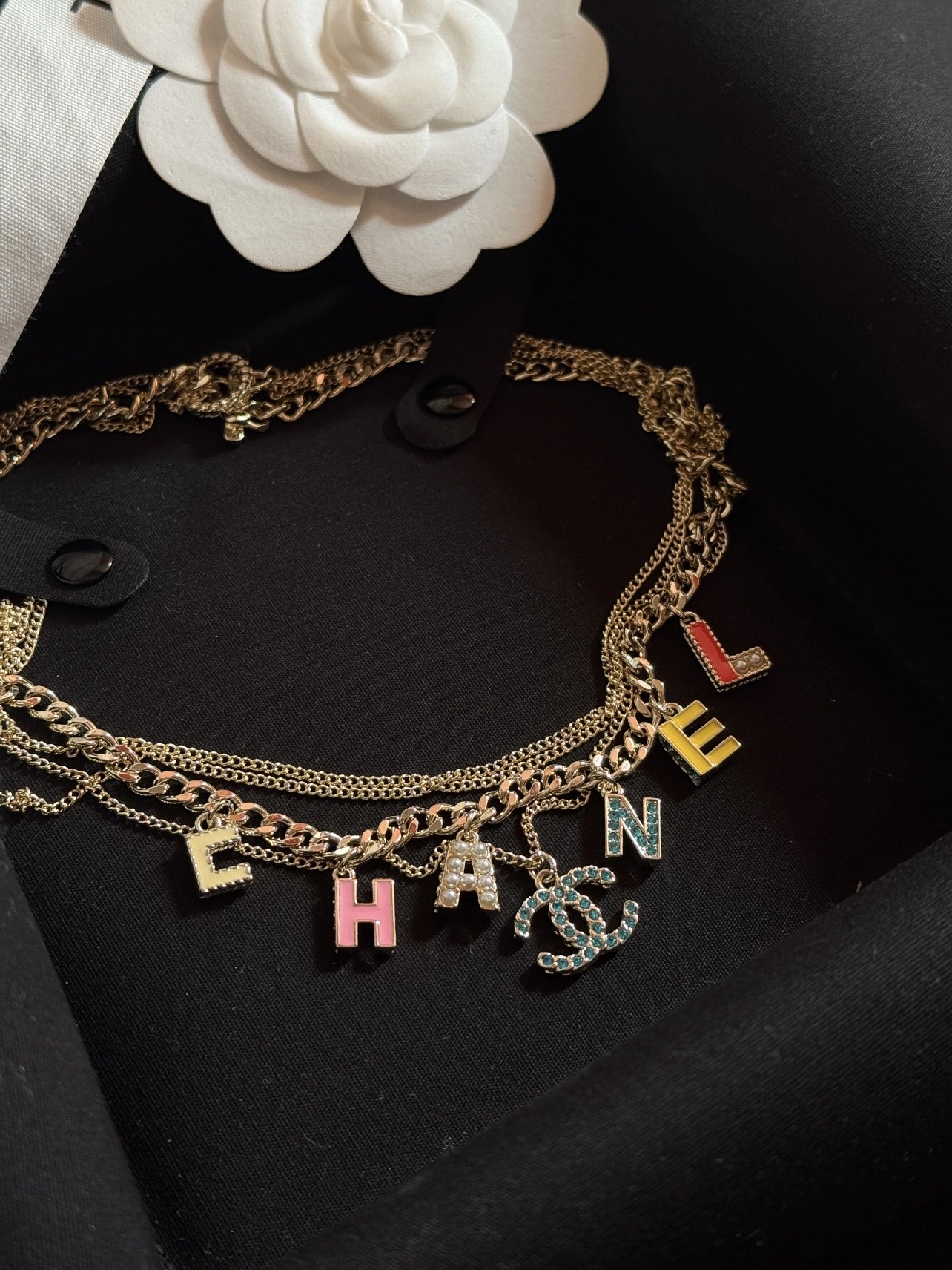TOP CHANEL Necklace - Gold