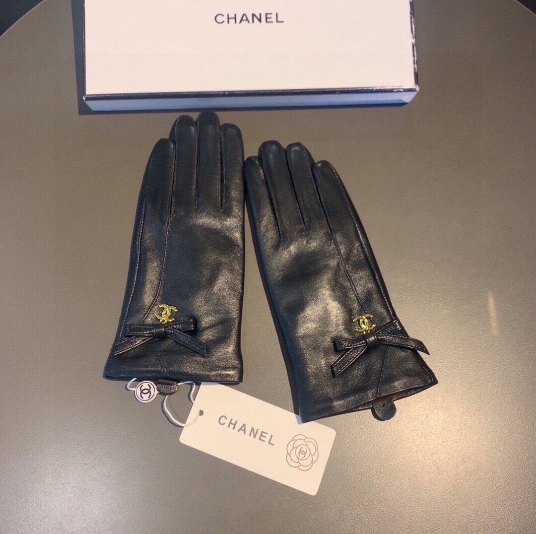 TOP CHANEL Sheepskin Gloves with Bow Tie - Black