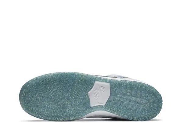 Sean Cliver x Dunk SB Low Pro QS “Holiday Special”(Replica)