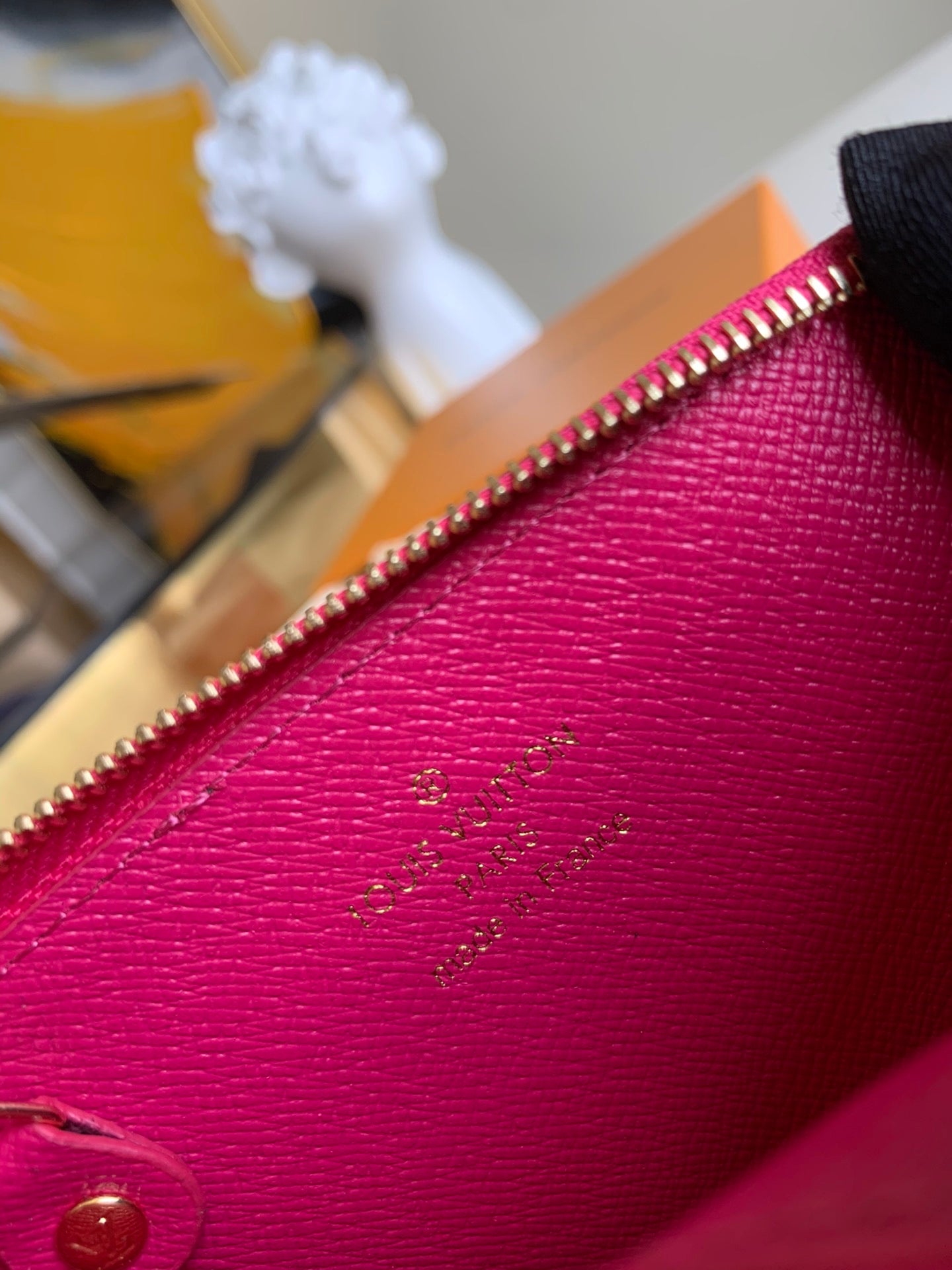 TOP Louis Vuitton LV LV Compact Key Wallet - Monogram