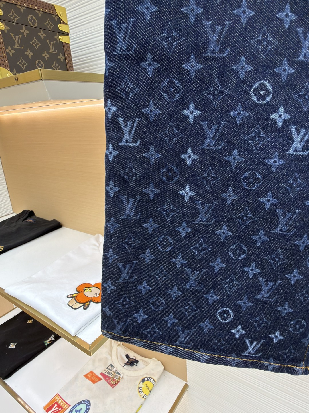 LOUIS VUITTON 字母提花渐变牛仔短裤