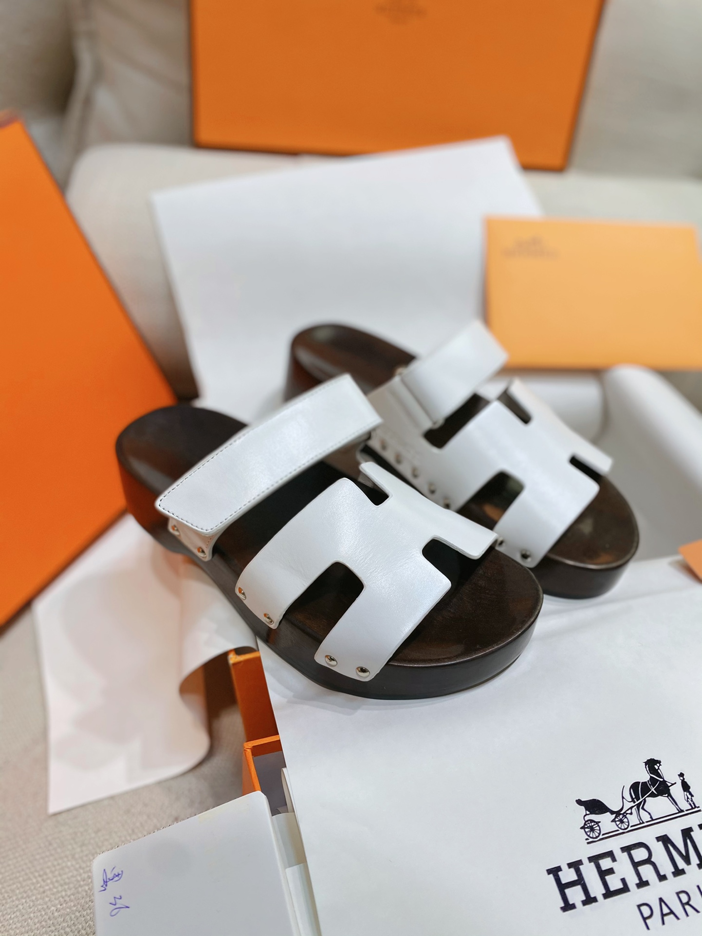 TOP HERMES Sandals With Wooden Soles - 3 Colour