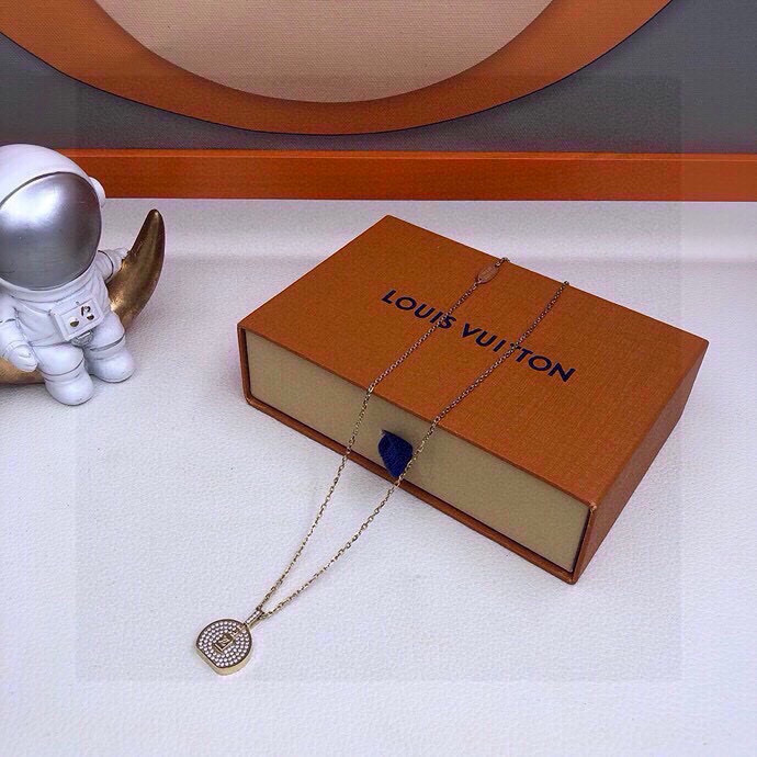 TOP Louis Vuitton LV Necklace - Gold