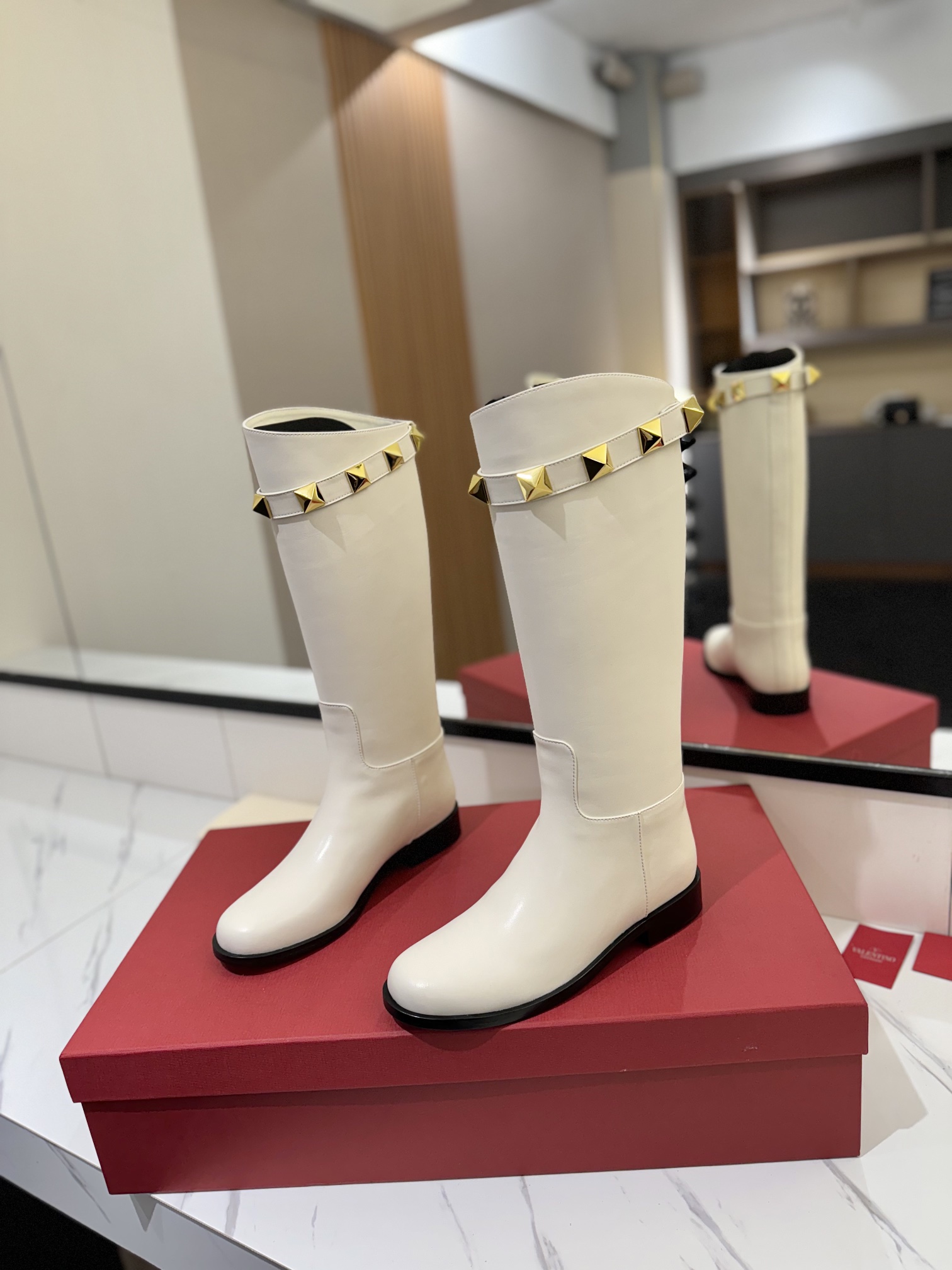 TOP VALENTINO GARAVANI Kelly Jumping Boots  - 3 Color